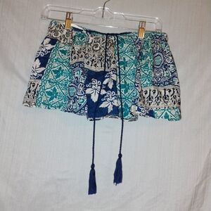EARTHBOUND Blue and White Patterned Shorts